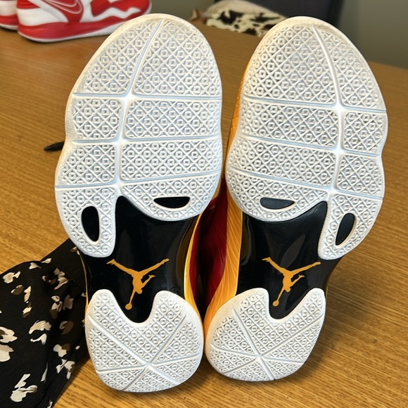 Air Jordan 2012 lite - Picture 3 of 6